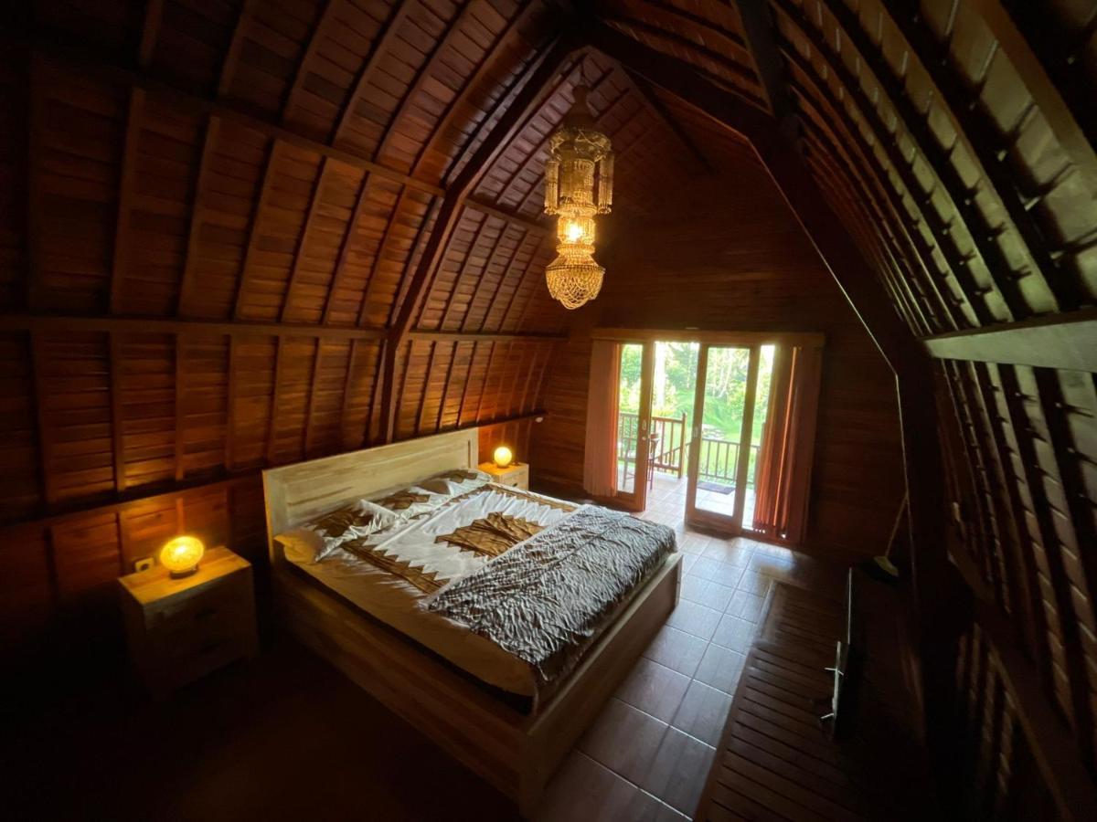 Отель Sugita Wooden House Паянган Экстерьер фото